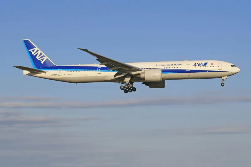 When Airlines Served Seven-Course Meals and Passengers Wore Their Sunday Best